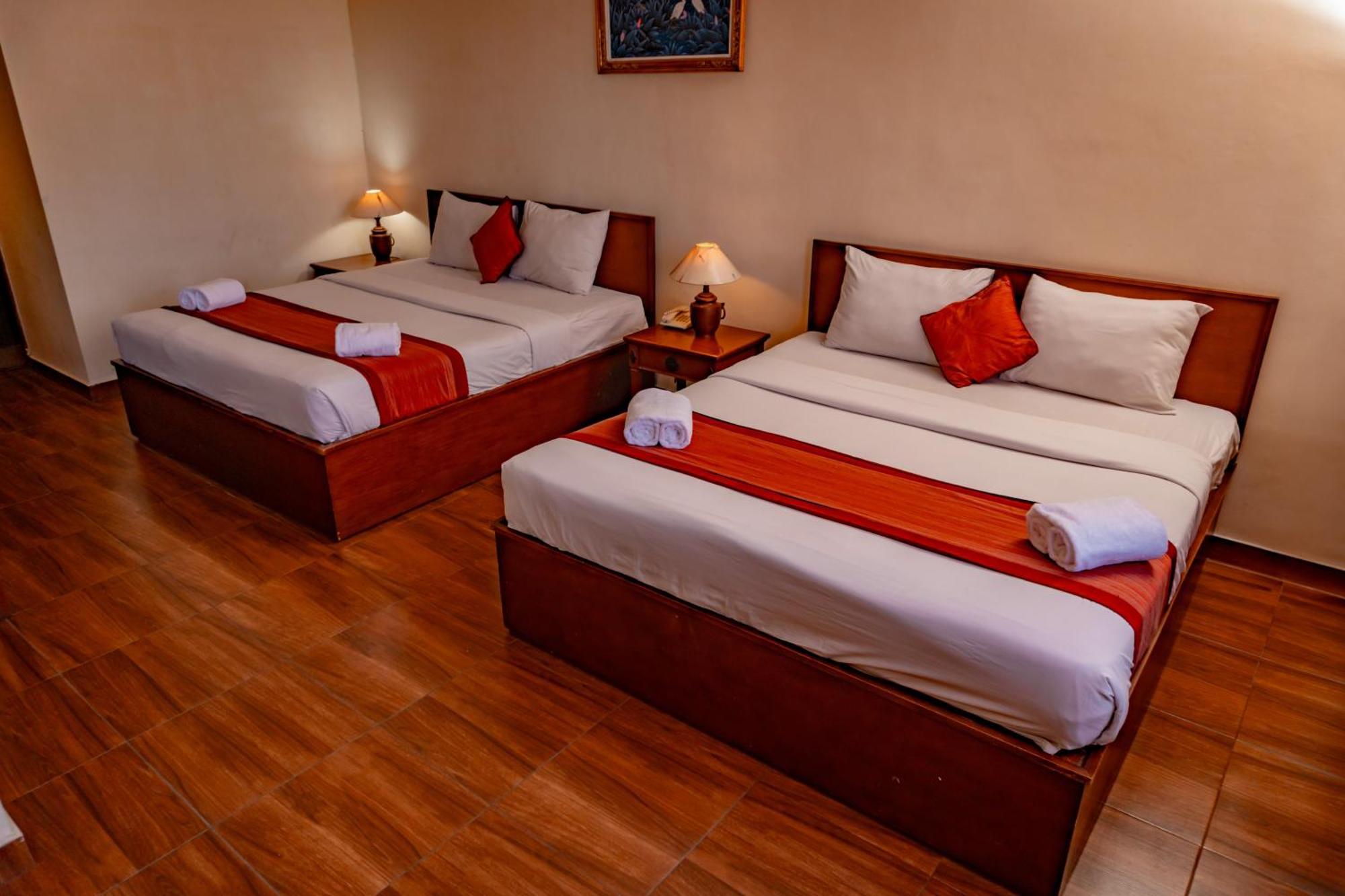 Hotel Puri Dibia Kuta กูตา ภายนอก รูปภาพ